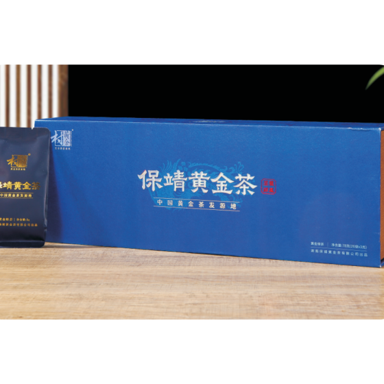 Baojing Golden Tea · Dragon & Phoenix Auspicious Harmony · Stick Pack Green Tea Business Gift Set